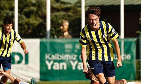 Ali Koç, U19 takımına moral verdi: Fenerbahçe tarihi gelecekte sizlerden bahsedecek!
