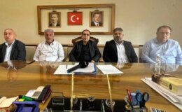 DEM Parti’de istifa depremi: Bayrağımıza, Atatürk ve Cumhurbaşkanı posterine yapılan müdahaleleri kabul edemeyiz