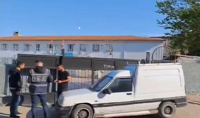 Urfa’da polis ekiplerinden okul çevrelerinde sıkı denetim!