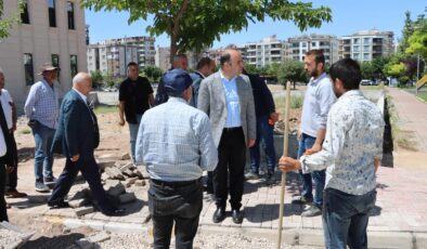 KARAKÖPRÜ’DE KONFORLU ULAŞIM İÇİN YOL AÇMA VE BAKIM-ONARIM SEFERBERLİĞİ SÜRÜYOR