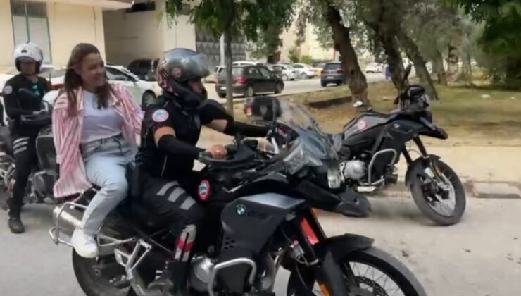 Öğrenciler Sınavlarına Motosikletli Polis Ekipleri Hareketiyle zaman kaybetmedi