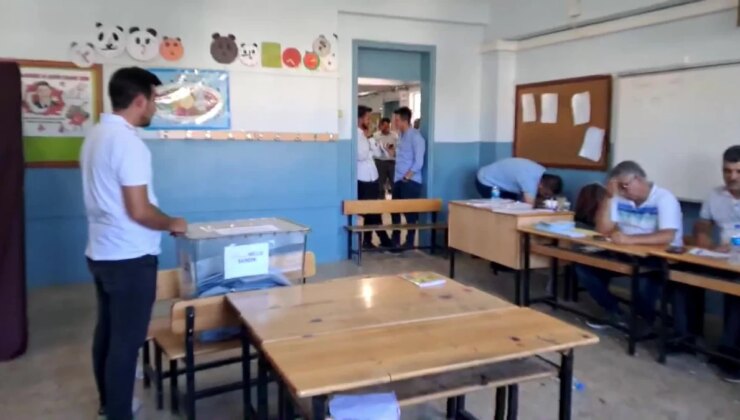 Şanlıurfa Hilvan’da Yenilenen Seçimlerde Oy Sayımı Başladı