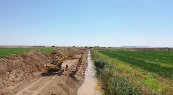 Şanlıurfa’da ve Suruç ovaları tahliye kanallarında çalışmalar sürüyor